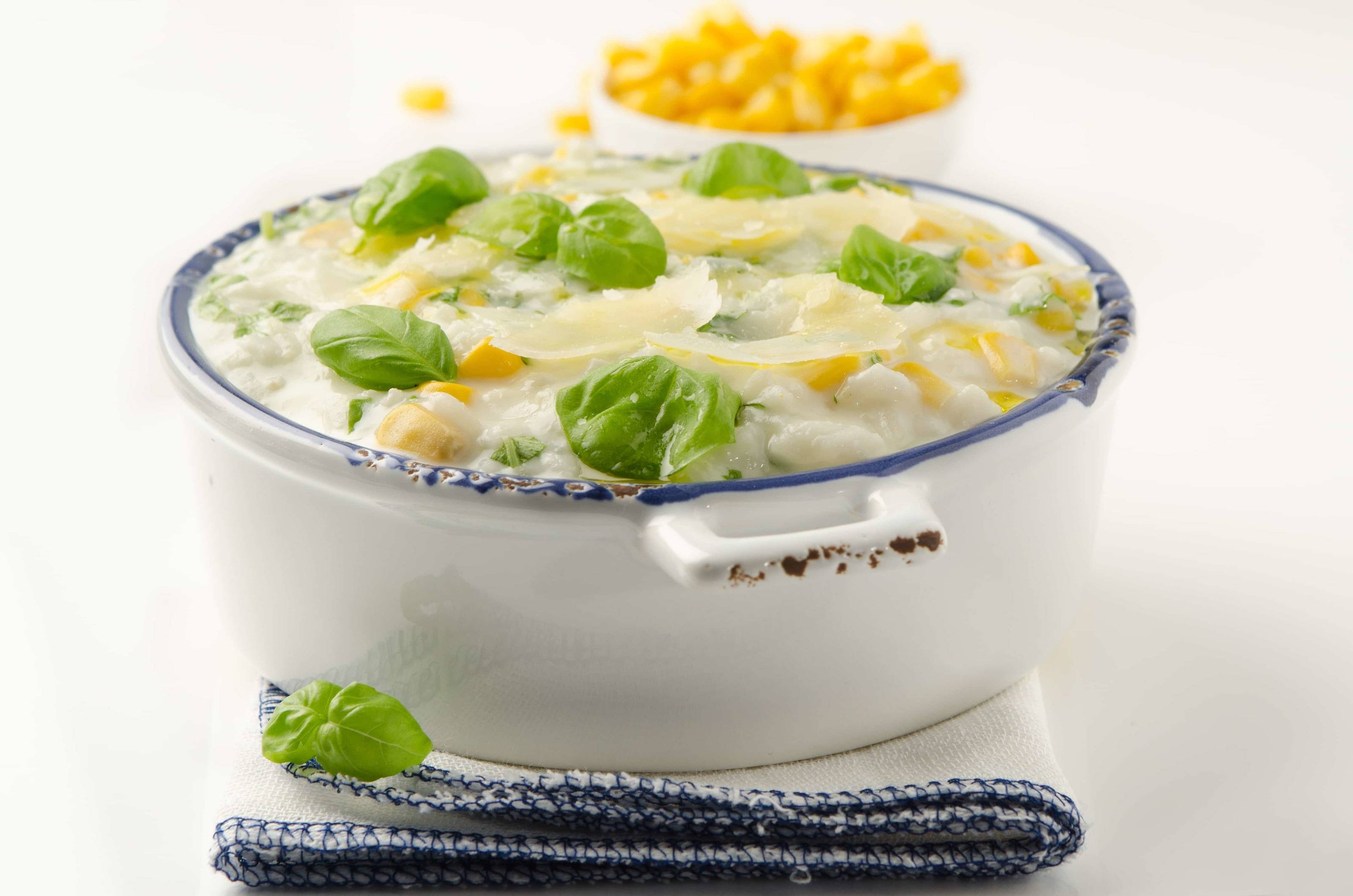 Risotto mit Mais und Basilikum