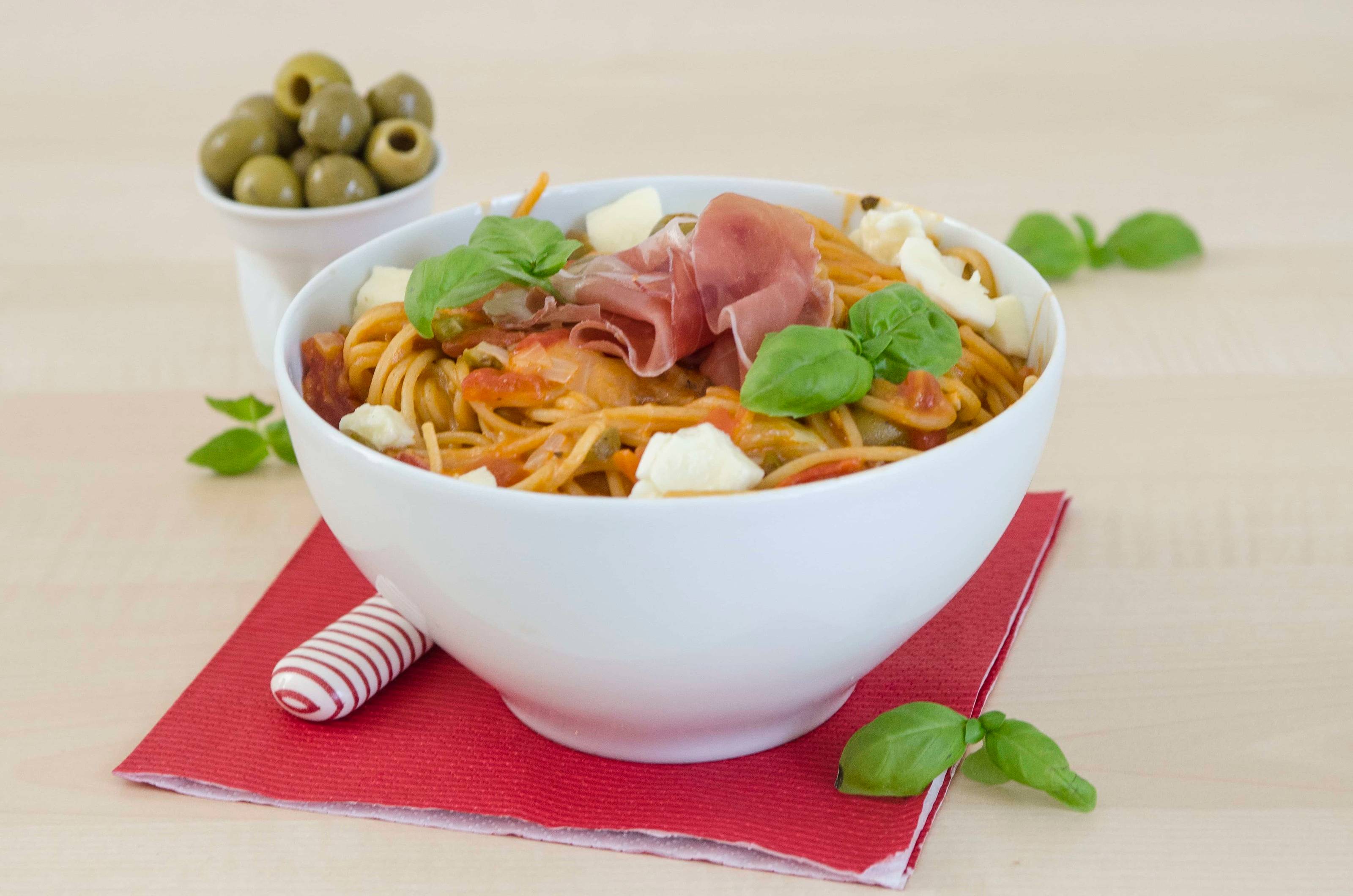 One Pot Tomaten-Mozzarella-Pasta