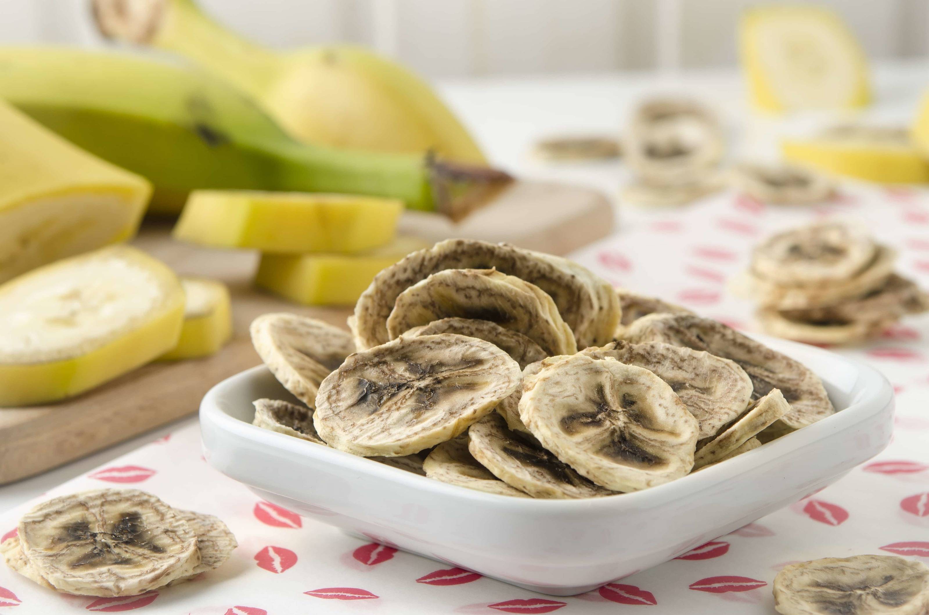Knusprige Bananenchips aus der Heißluftfritteuse