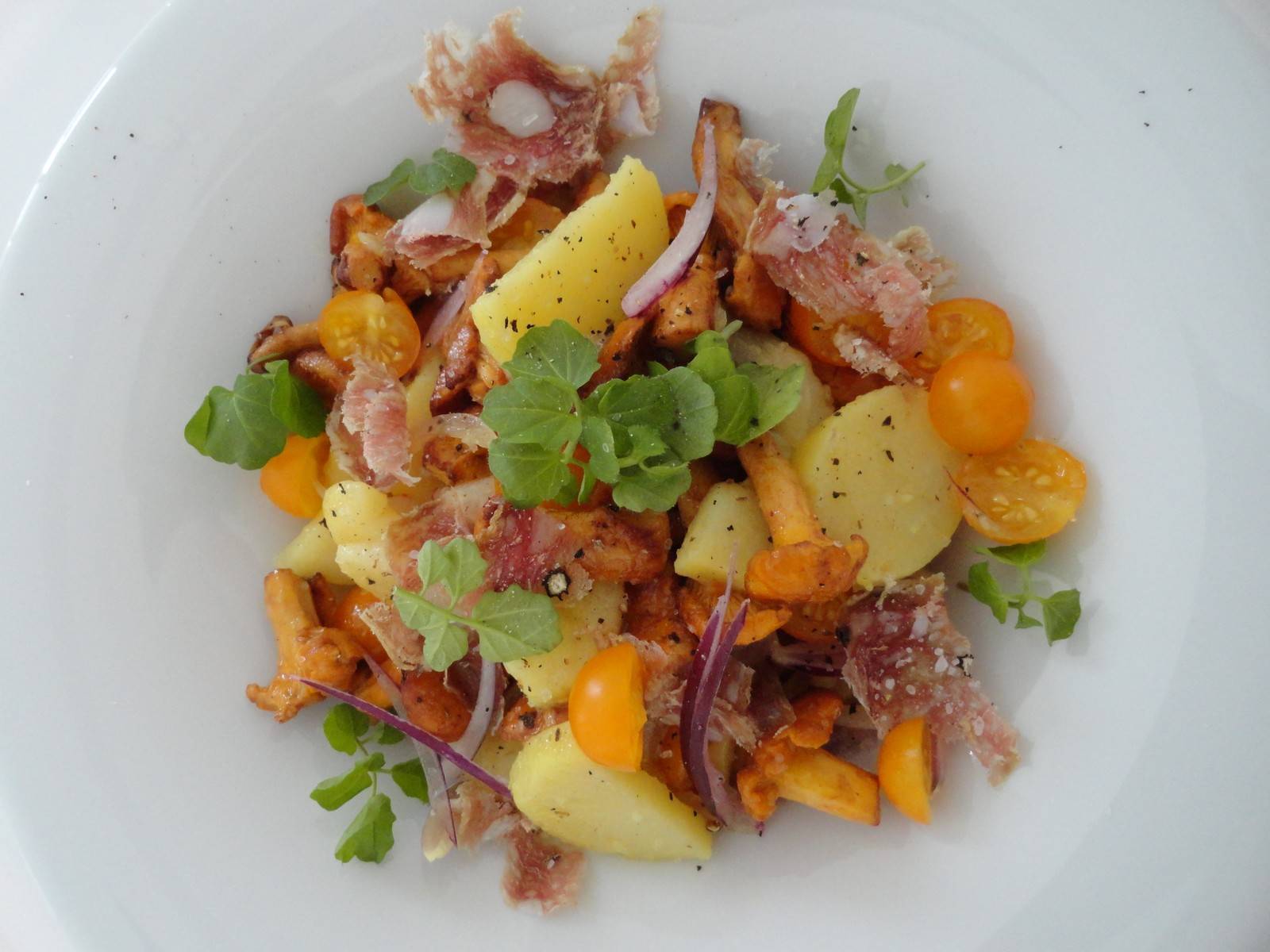 Erdäpfel-Salami-Salat Erdäpfel-Salami-Salat