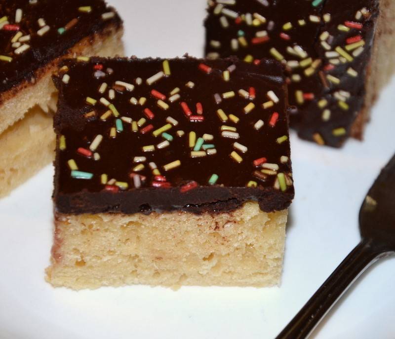 Schoko-Buttermilchschnitten