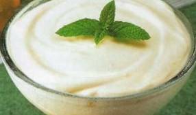 Mojito-Buttermilch-Espuma
