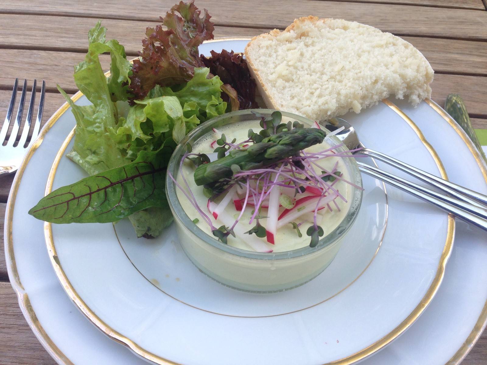 Spargel-Panna-Cotta