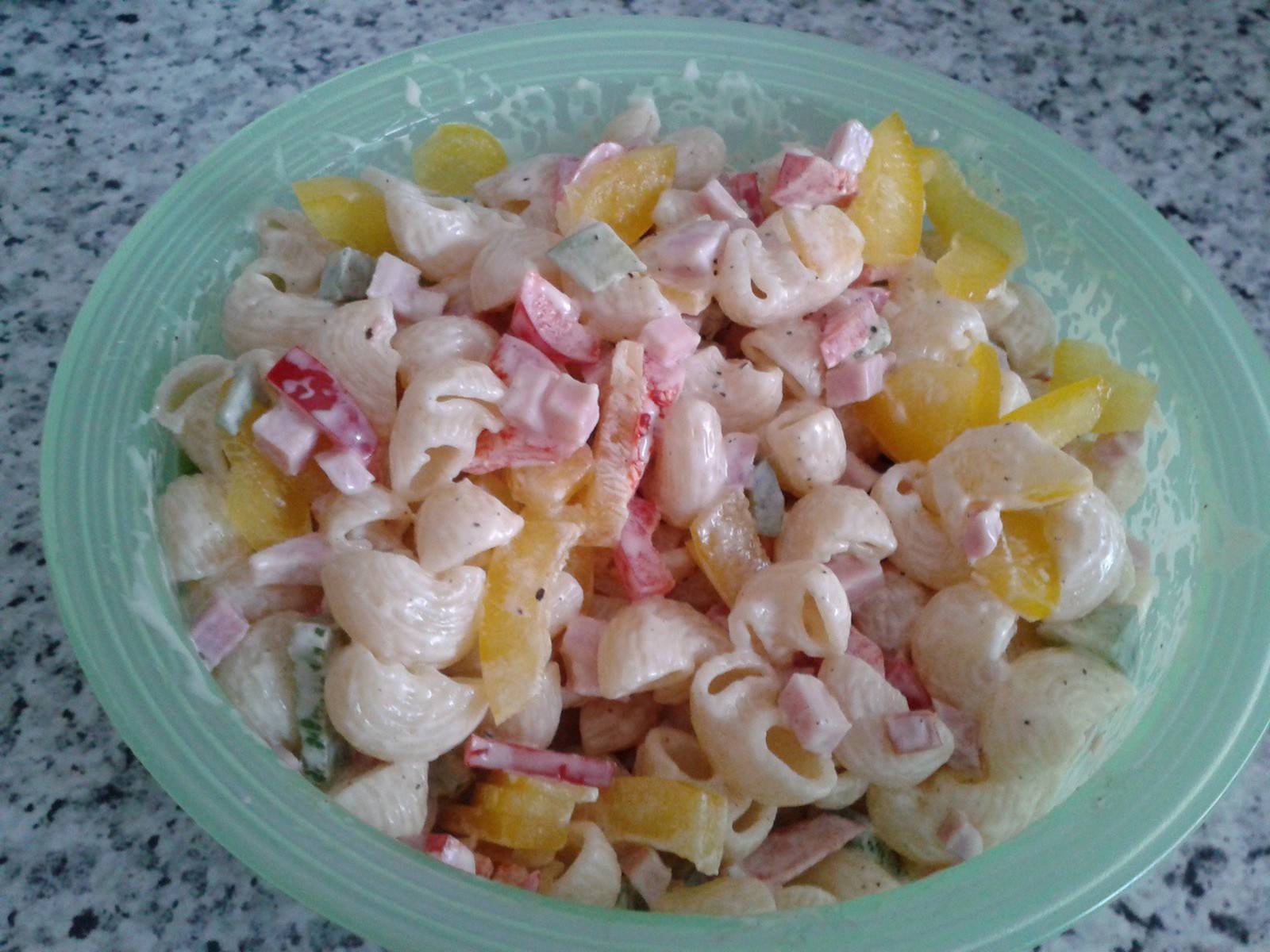 Pikanter Nudelsalat
